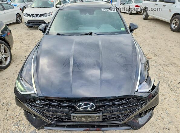 5NPEK4JC5MH107134 2021 HYUNDAI SONATA Black წინა ხედი