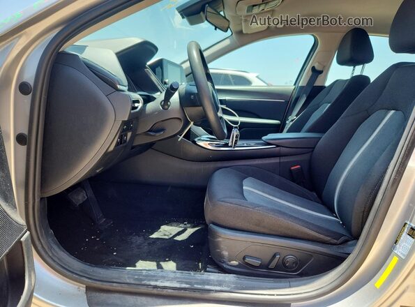 5NPEL4JA3LH053651 2020 HYUNDAI SONATA Silver Vista interior delantera