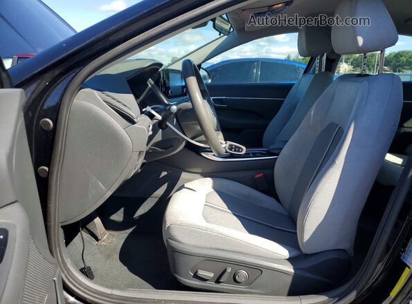 5NPEL4JA6MH067173 2021 HYUNDAI SONATA Black Widok wnętrza z przodu