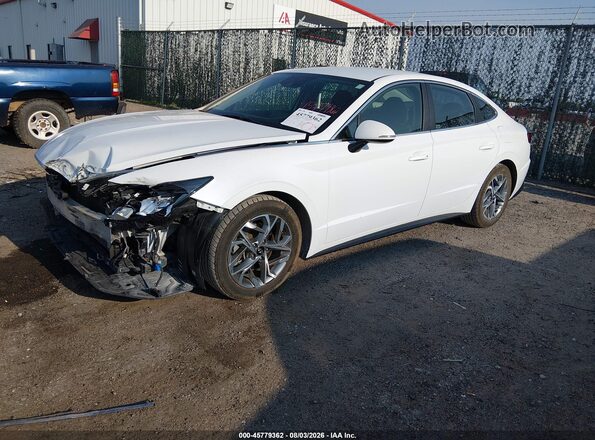 5NPEL4JAXMH120621 2021 HYUNDAI SONATA White წინა მარცხენა ხედი სამი მეოთხედიდან