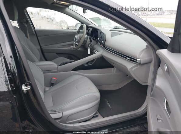 5NPLL4AG0MH049537 2021 HYUNDAI ELANTRA Black Вид салону спереду