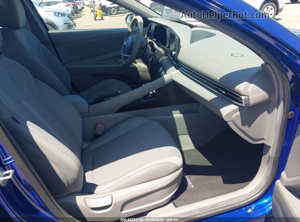 5NPLL4AG2MH049412 2021 HYUNDAI ELANTRA Blue Widok wnętrza z przodu