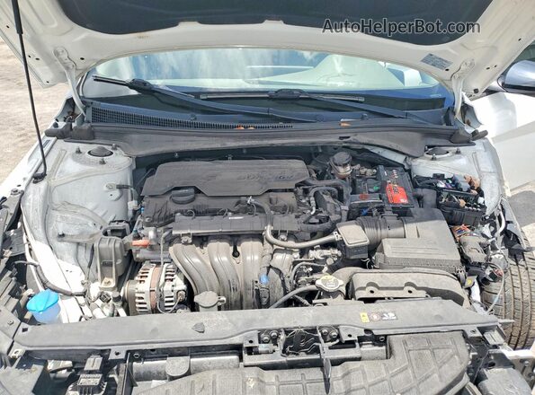 5NPLL4AG3MH043375 2021 HYUNDAI ELANTRA White Widok wnętrza z tyłu