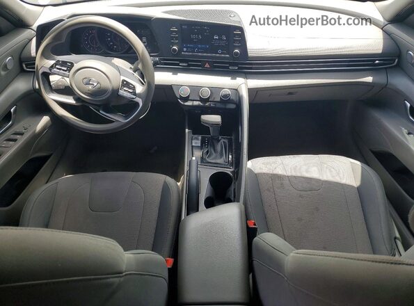 5NPLL4AG3MH043375 2021 HYUNDAI ELANTRA White Widok deski rozdzielczej