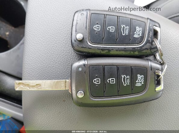5NPLL4AG3MH049984 2021 HYUNDAI ELANTRA Белый Вид панели приборов