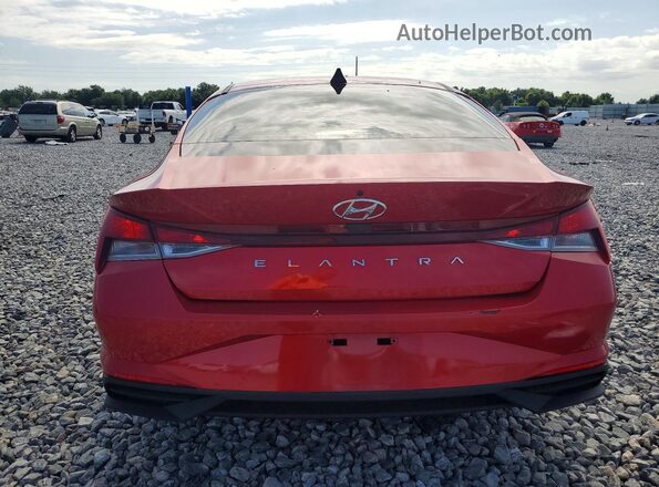 5NPLL4AG4MH029159 2021 HYUNDAI ELANTRA Red უკანა ხედი
