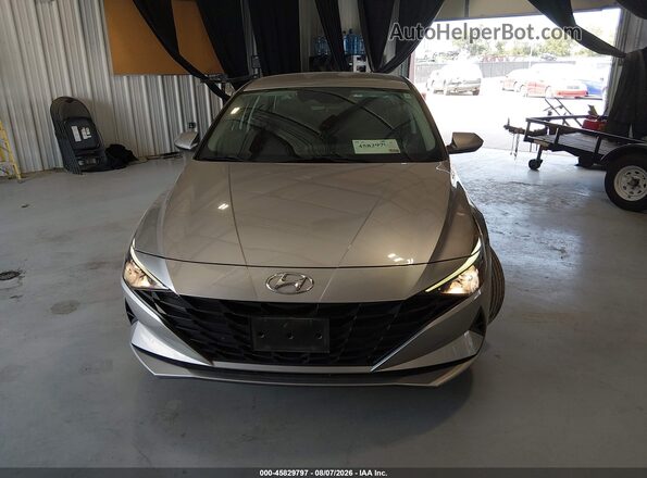 5NPLL4AG4MH038105 2021 HYUNDAI ELANTRA Silver Widok zestawu wskaźników