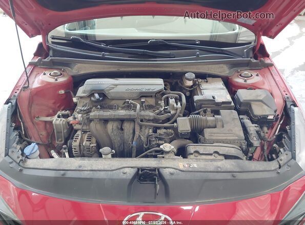5NPLL4AG4MH046334 2021 HYUNDAI ELANTRA Red Widok z tyłu