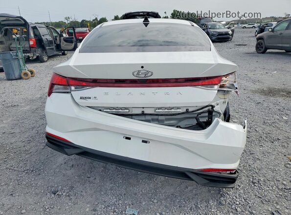 5NPLL4AG4NH079075 2022 HYUNDAI ELANTRA White Vista trasera