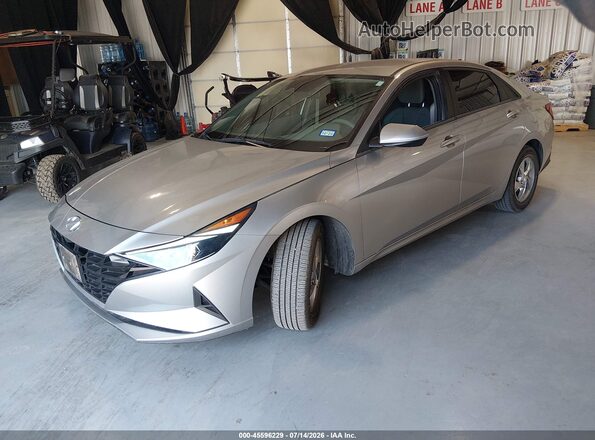 5NPLL4AG5MH042079 2021 HYUNDAI ELANTRA Silver Առջևի ձախ երեք քառորդ տեսարան