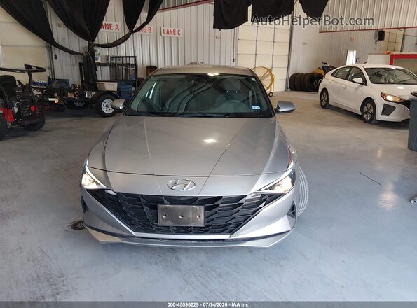 5NPLL4AG5MH042079 2021 HYUNDAI ELANTRA Silver Սարքավորումների վահանակի տեսք