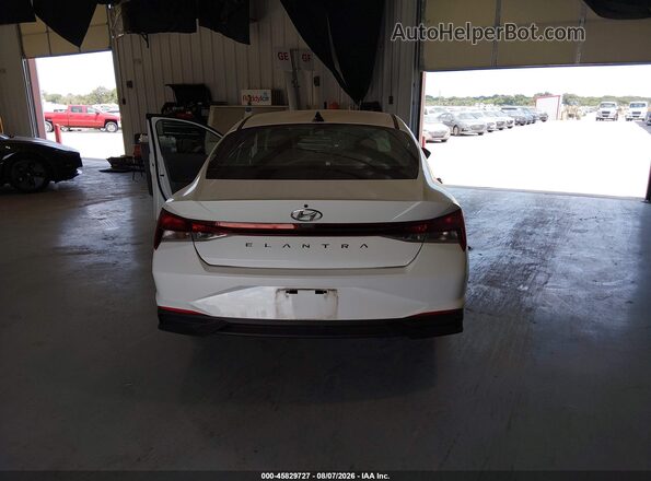 5NPLL4AG5MH047802 2021 HYUNDAI ELANTRA White 