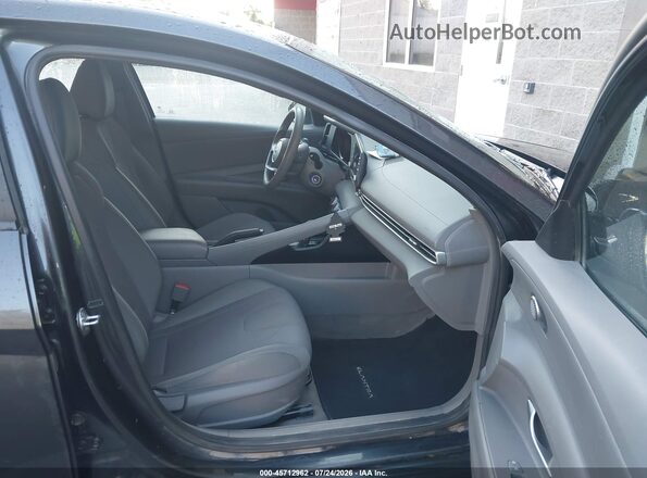 5NPLL4AG6MH045895 2021 HYUNDAI ELANTRA Серый Вид салона спереди