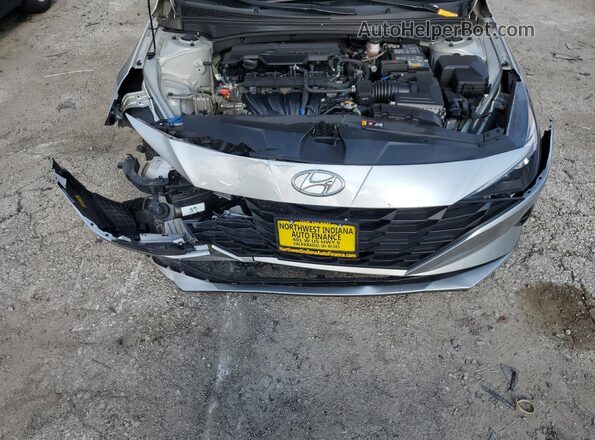 5NPLL4AG6MH052653 2021 HYUNDAI ELANTRA Silver Սալոնի հետևի տեսք