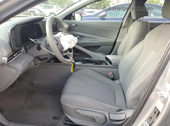 5NPLL4AG6MH052653 2021 HYUNDAI ELANTRA Silver Սալոնի դիմացի տեսք