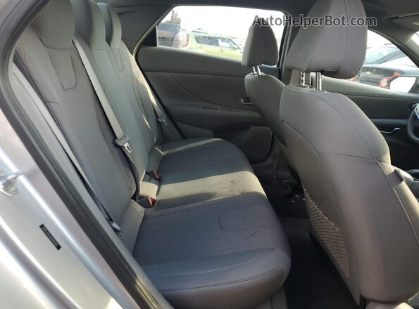 5NPLL4AG6MH052653 2021 HYUNDAI ELANTRA Silver Հետևի նստատեղերի տեսք