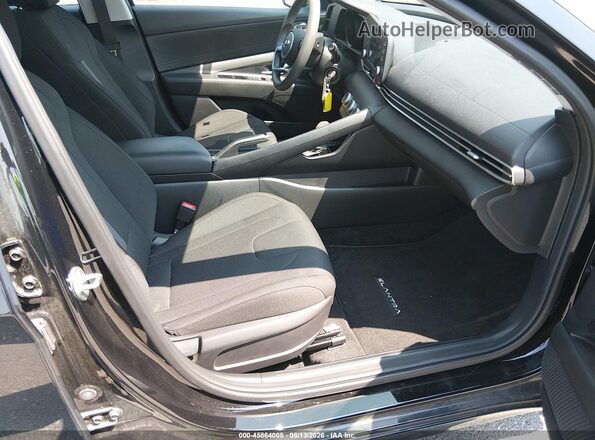 5NPLL4AG7MH038146 2021 HYUNDAI ELANTRA Black წინა სალონის ხედი