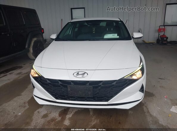5NPLL4AG7MH049938 2021 HYUNDAI ELANTRA Белый Вид спереди