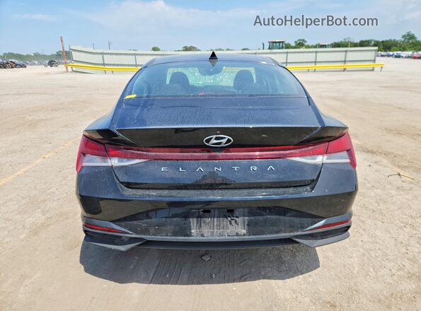 5NPLL4AG8MH030279 2021 HYUNDAI ELANTRA Black Հետևի տեսք