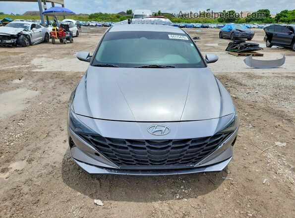 5NPLL4AG8MH046871 2021 HYUNDAI ELANTRA Silver Front view