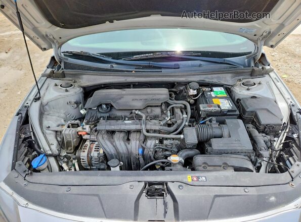 5NPLL4AG8MH046871 2021 HYUNDAI ELANTRA Silver Rear interior view