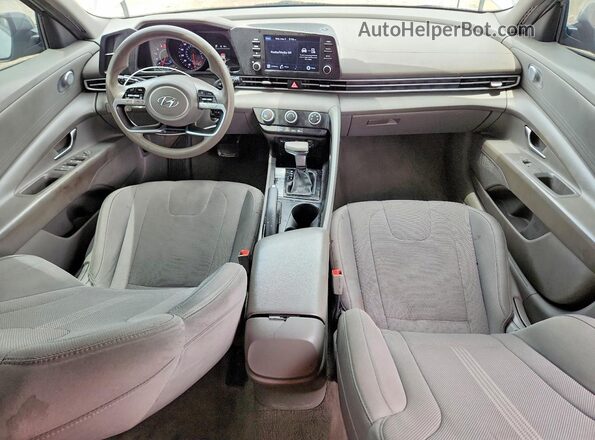 5NPLL4AG8MH046871 2021 HYUNDAI ELANTRA Silver Dashboard view