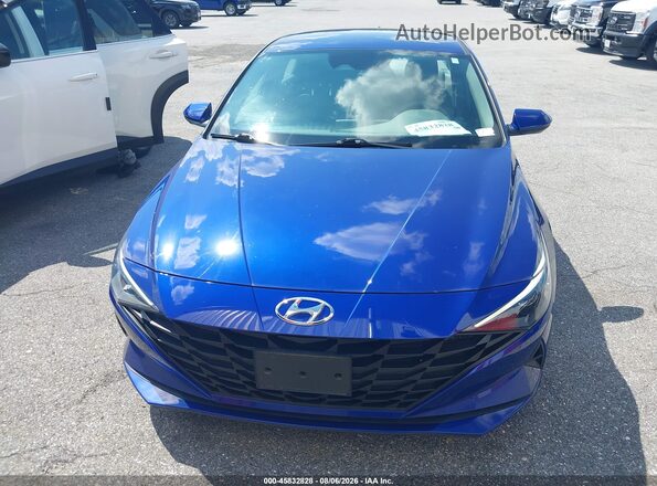 5NPLL4AG8MH049351 2021 HYUNDAI ELANTRA Blue ხელსაწყოთა პანელის ხედი