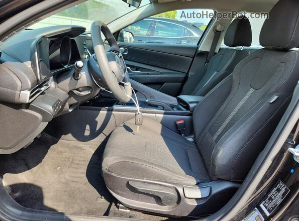 5NPLL4AG8MH052721 2021 HYUNDAI ELANTRA Black Սալոնի դիմացի տեսք