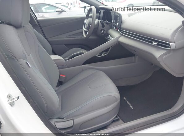 5NPLL4AG9MH049214 2021 HYUNDAI ELANTRA White Vista interior delantera