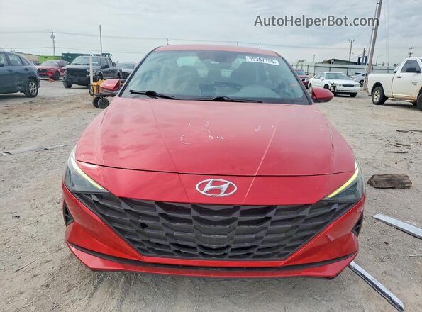 5NPLL4AGXMH049643 2021 HYUNDAI ELANTRA Red Դիմացի տեսք