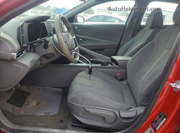 5NPLL4AGXMH049643 2021 HYUNDAI ELANTRA Red Սալոնի դիմացի տեսք