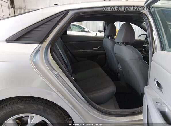 5NPLL4AGXMH050372 2021 HYUNDAI ELANTRA Silver Vista de la etiqueta del VIN