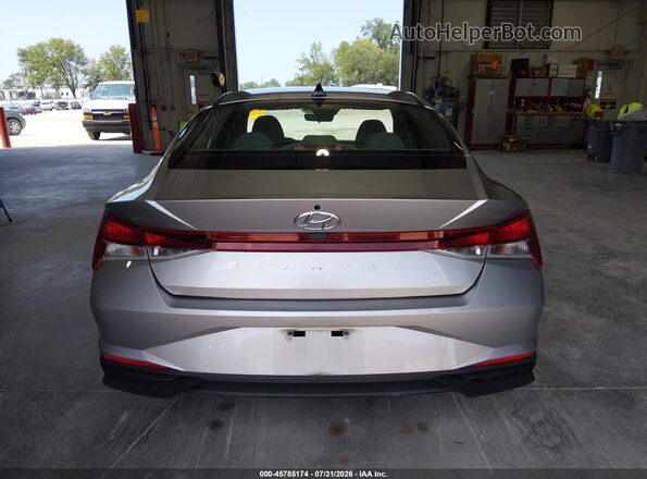 5NPLL4AGXMH050372 2021 HYUNDAI ELANTRA Silver 