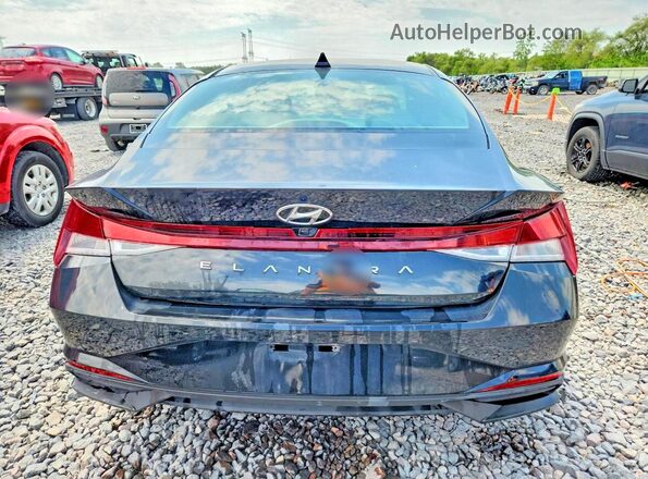 5NPLM4AG0MH007575 2021 HYUNDAI ELANTRA Black Widok z tyłu