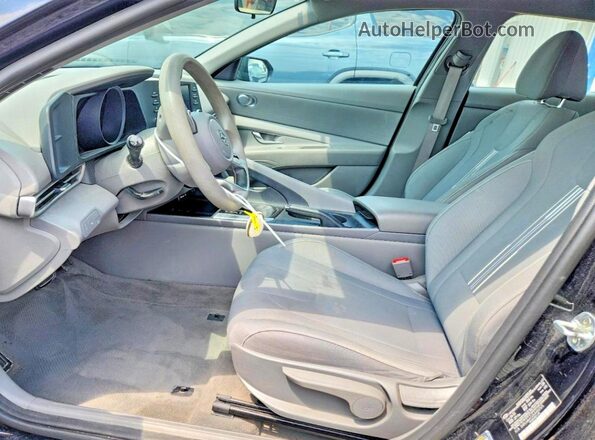 5NPLM4AG0MH007575 2021 HYUNDAI ELANTRA Black Widok wnętrza z przodu