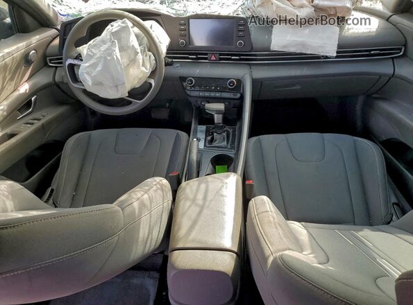 5NPLM4AG1MH009500 2021 HYUNDAI ELANTRA Черный Вид панели приборов