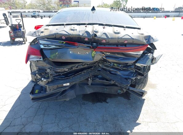 5NPLM4AG1MH051813 2021 HYUNDAI ELANTRA Black Widok z przodu