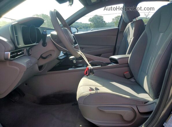 5NPLM4AG1NH071013 2022 HYUNDAI ELANTRA Gray Սալոնի դիմացի տեսք