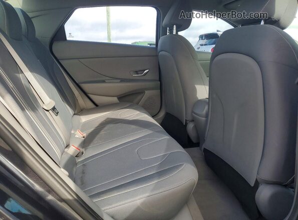 5NPLM4AG1NH071013 2022 HYUNDAI ELANTRA Gray Հետևի նստատեղերի տեսք