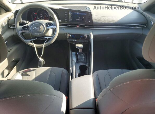 5NPLM4AG1NH071013 2022 HYUNDAI ELANTRA Gray Առջևի վահանակի տեսք