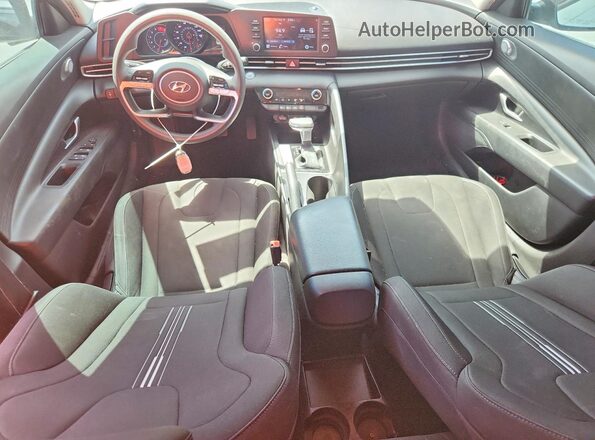 5NPLM4AG2MH002233 2021 HYUNDAI ELANTRA White Vista del salpicadero