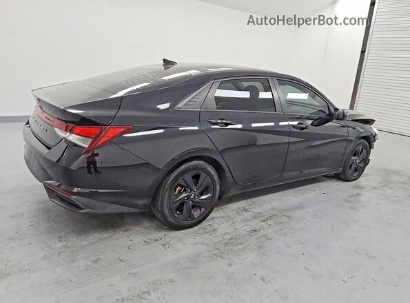 5NPLM4AG2MH007111 2021 HYUNDAI ELANTRA Black Trasero derecho