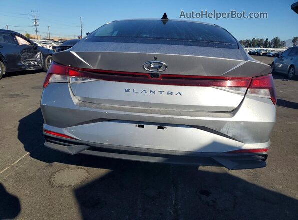 5NPLM4AG2MH030050 2021 HYUNDAI ELANTRA Silver უკანა ხედი