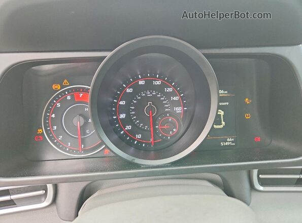 5NPLM4AG2NH069867 2022 HYUNDAI ELANTRA Black ხელსაწყოთა პანელის ხედი