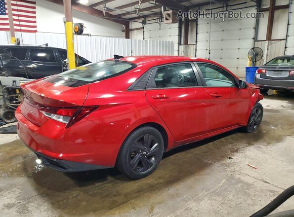 5NPLM4AG2PH087420 2023 HYUNDAI ELANTRA Red Задня права чверть