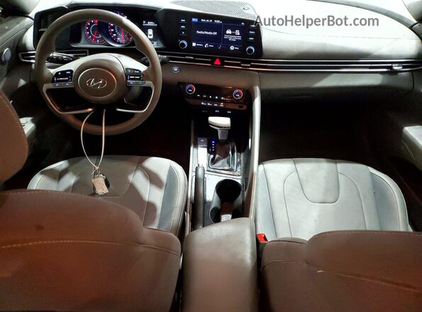 5NPLM4AG2PH102501 2023 HYUNDAI ELANTRA Синий Вид панели приборов