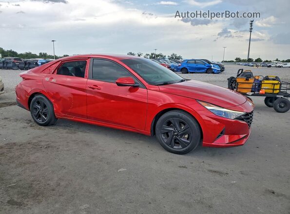 5NPLM4AG3MH006419 2021 HYUNDAI ELANTRA Red Przód prawy