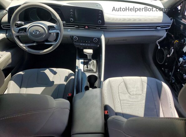 5NPLM4AG3NH075578 2022 HYUNDAI ELANTRA Charcoal Dashboard view