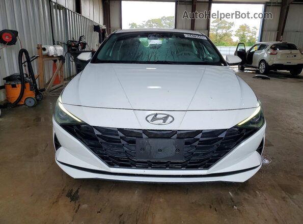 5NPLM4AG3PH103849 2023 HYUNDAI ELANTRA White Դիմացի տեսք