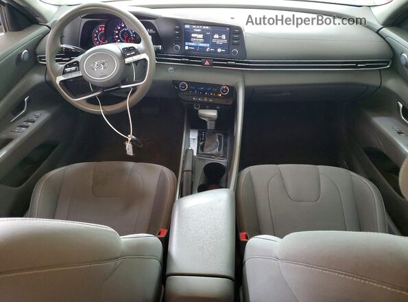 5NPLM4AG3PH103849 2023 HYUNDAI ELANTRA White Առջևի վահանակի տեսք